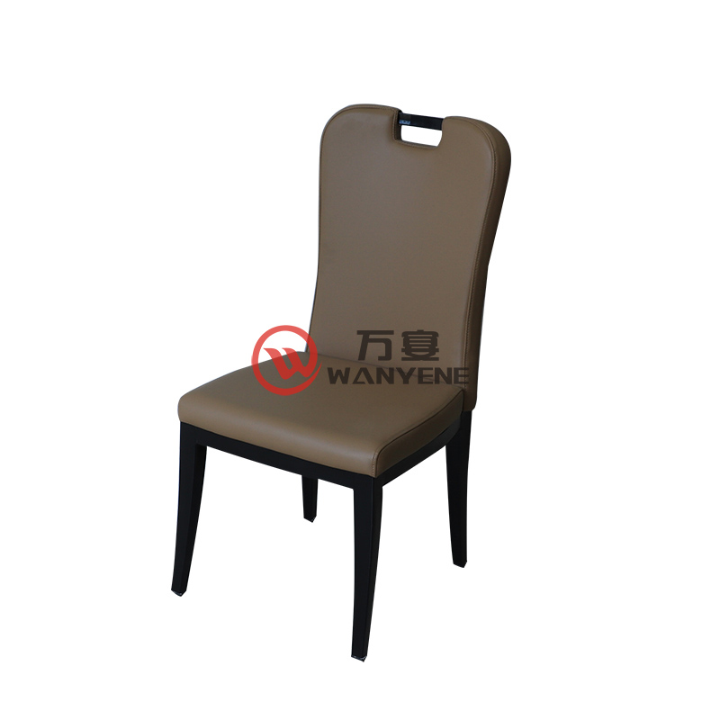 超纤皮火锅桌椅 带把手酒店餐椅 五金结构椅架稳固厚重